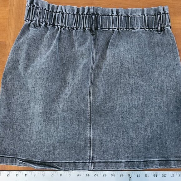 Black Denim Mini Skirt - Picture 3 of 3